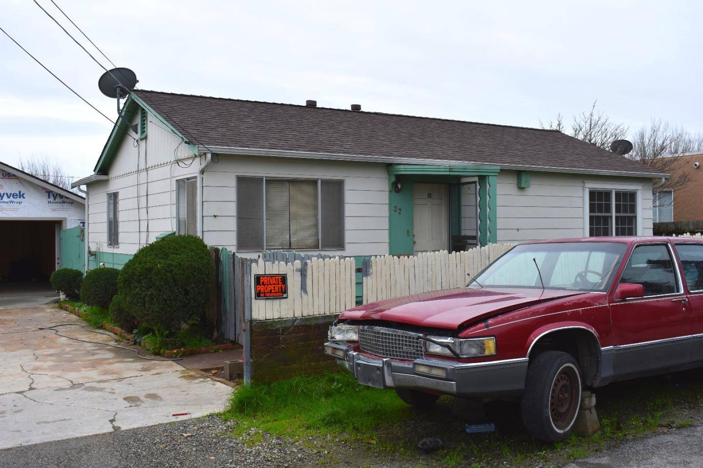 Freedom, CA 95019,27 Memorial Avenue