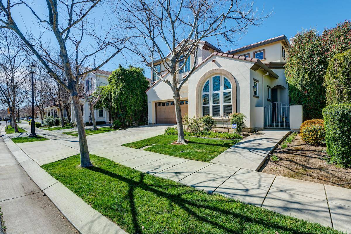 Mountain House, CA 95391,335 S Tradition Street