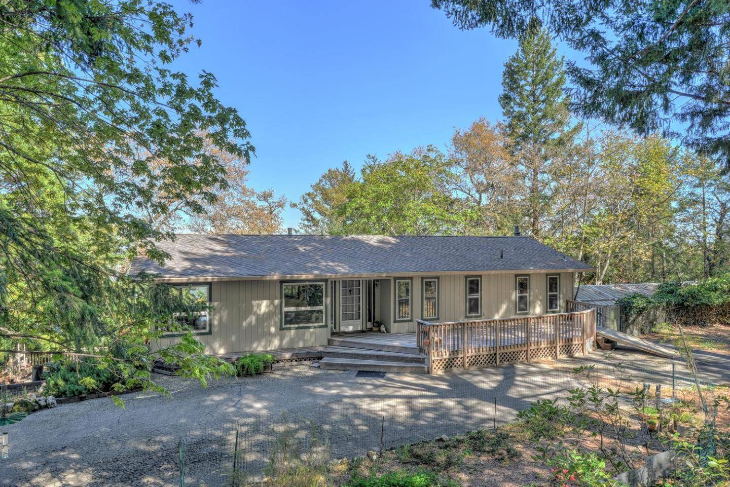Los Gatos, CA 95033,19800 Skyline Boulevard