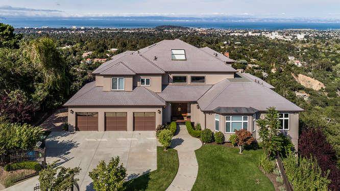 Hillsborough, CA 94010,30 Miranda Court