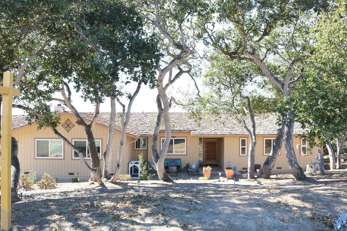 Salinas, CA 93907,9370 Holly Oak Way