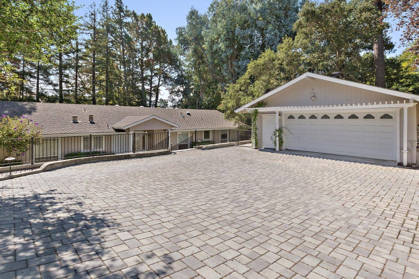 Hillsborough, CA 94010,560 Remillard Drive