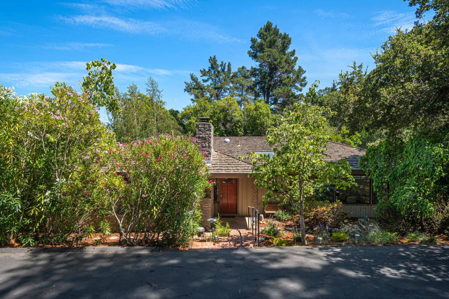 Hillsborough, CA 94010,400 Moseley Road
