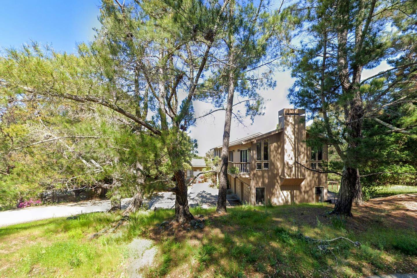 Hillsborough, CA 94010,80 Glengarry Way