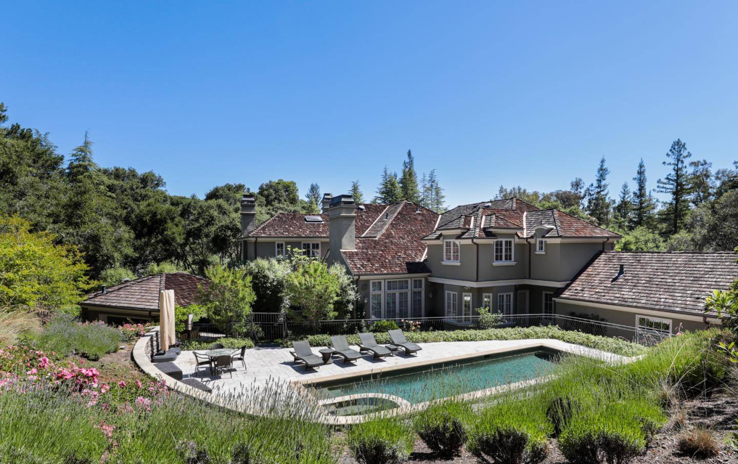 Atherton, CA 94027,2 Sutherland Drive