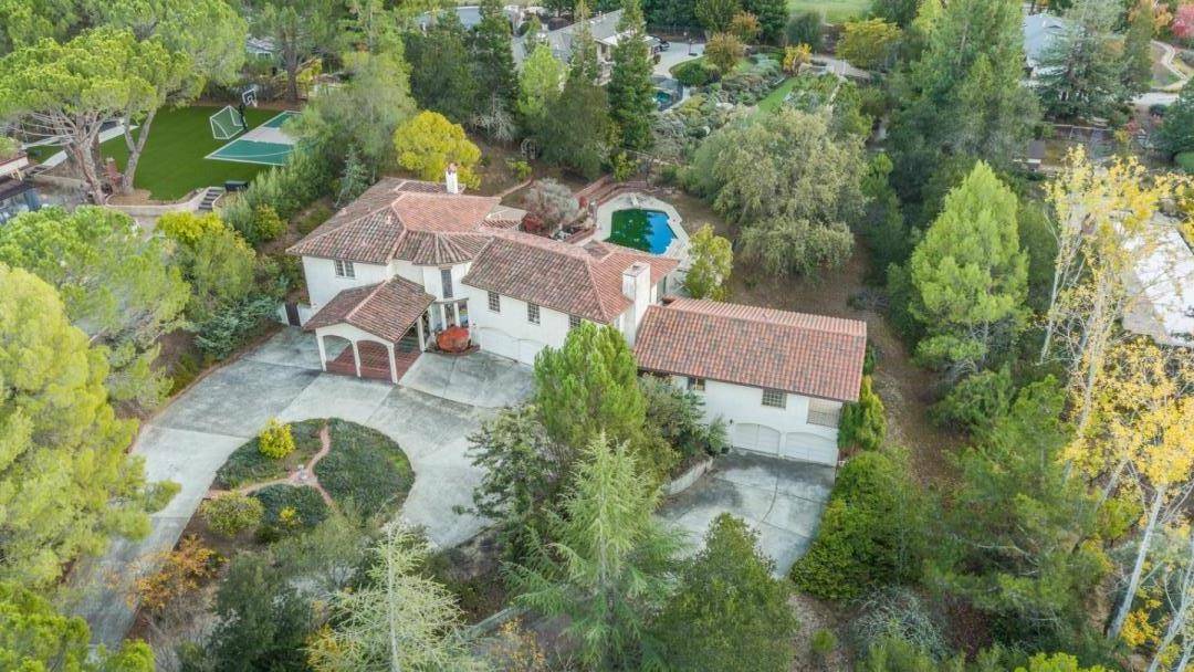 Saratoga, CA 95070,18692 Woodbank Way