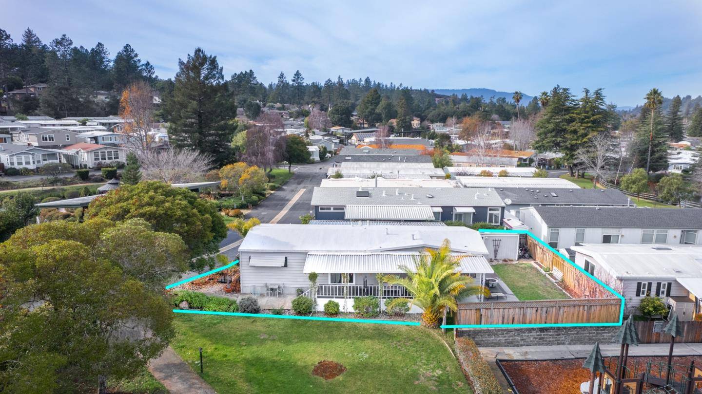 Scotts Valley, CA 95066,444 whispering pines Drive #123