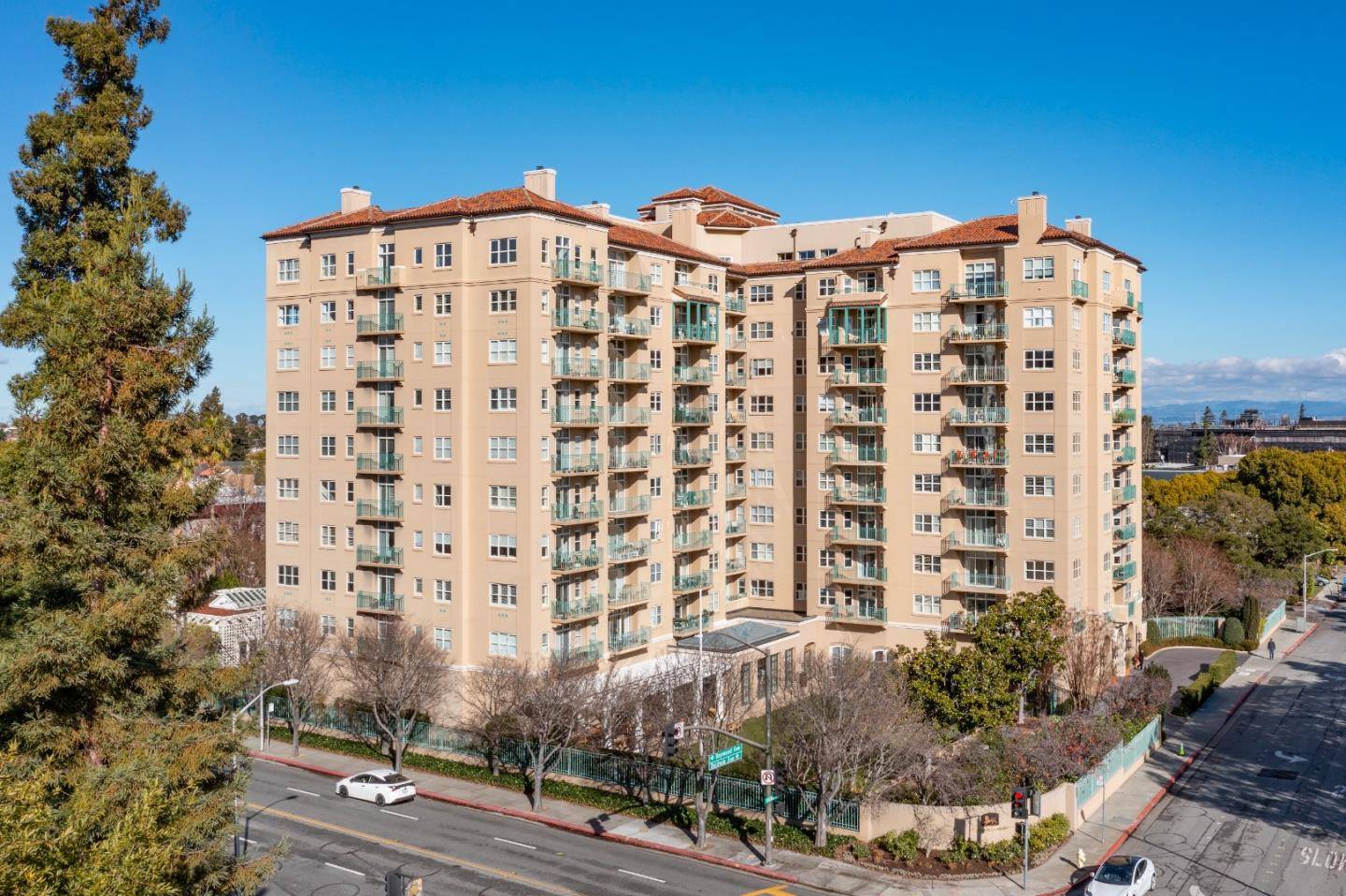 San Mateo, CA 94401,1 Baldwin Avenue #516