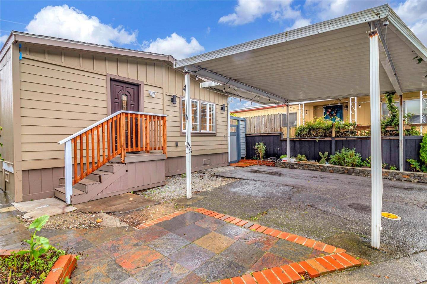 Moss Beach, CA 94038,147 Barranca Street #147