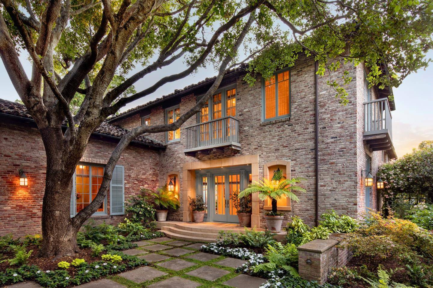 Atherton, CA 94027,30 Atherton Avenue