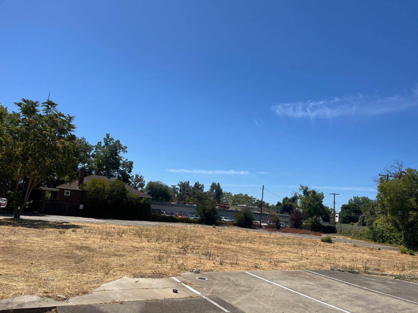 Sacramento, CA 95817,2040 Stockton Boulevard