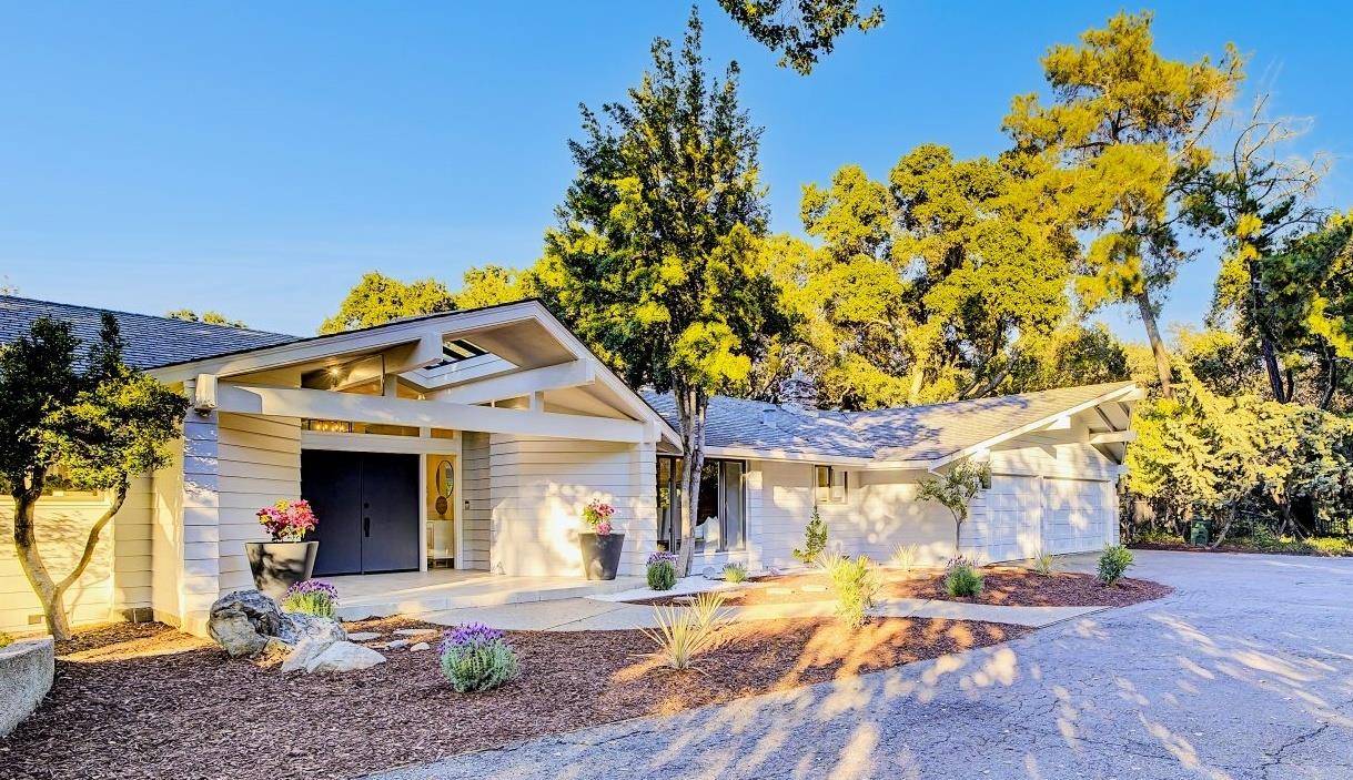 Los Altos Hills, CA 94024,23930 Jabil Lane