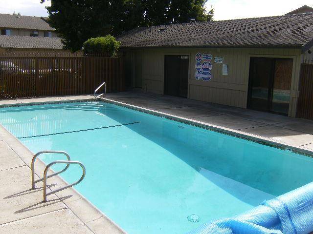 Salinas, CA 93906,1848 Cherokee Drive #6