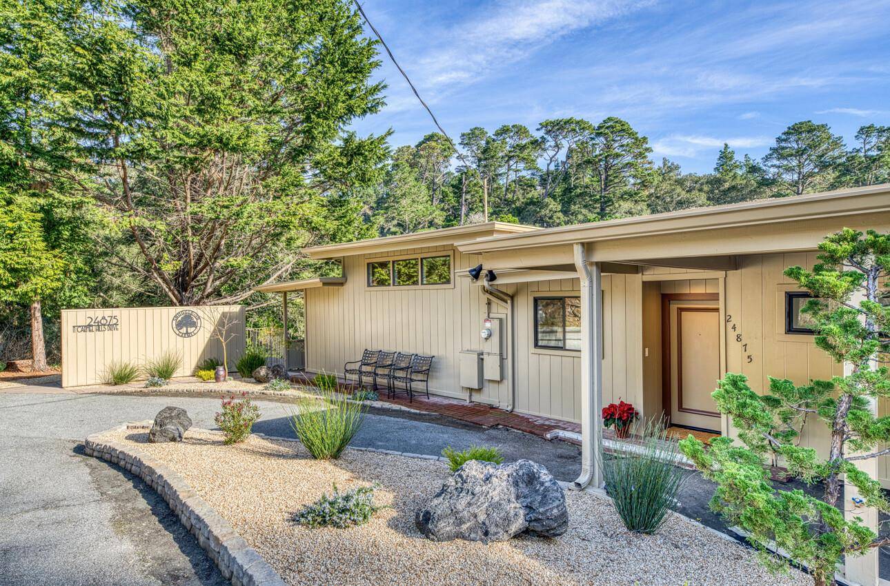 Carmel, CA 93923,24875 N Carmel Hills Drive