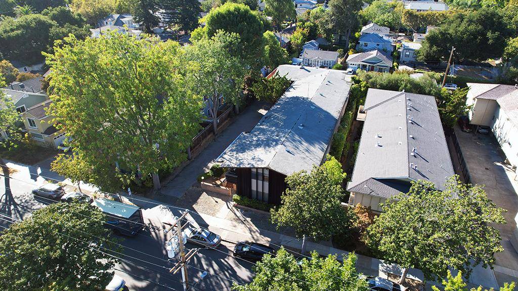 Palo Alto, CA 94301,365 Everett Avenue