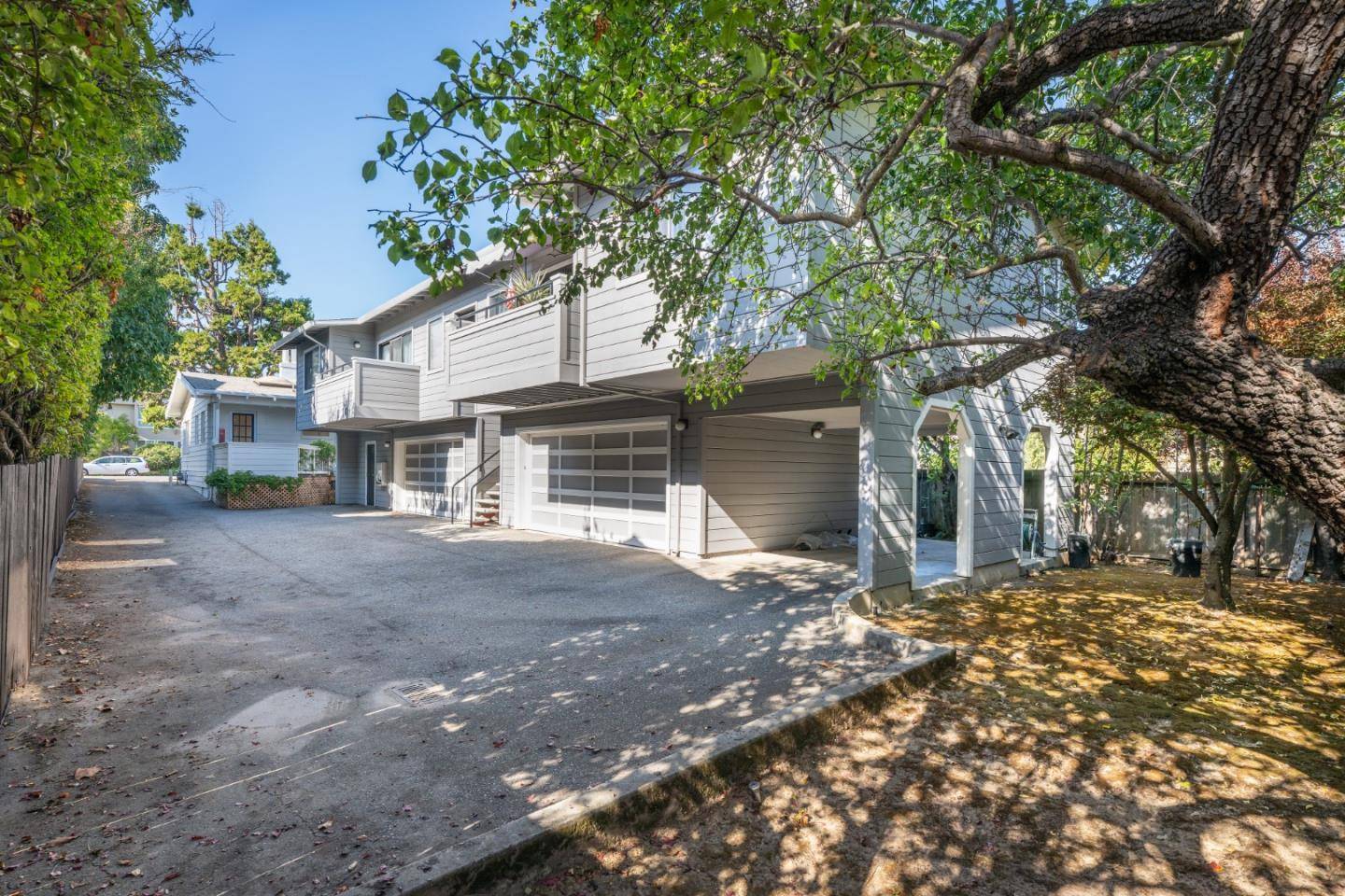 San Mateo, CA 94401,846 A-B Highland Avenue