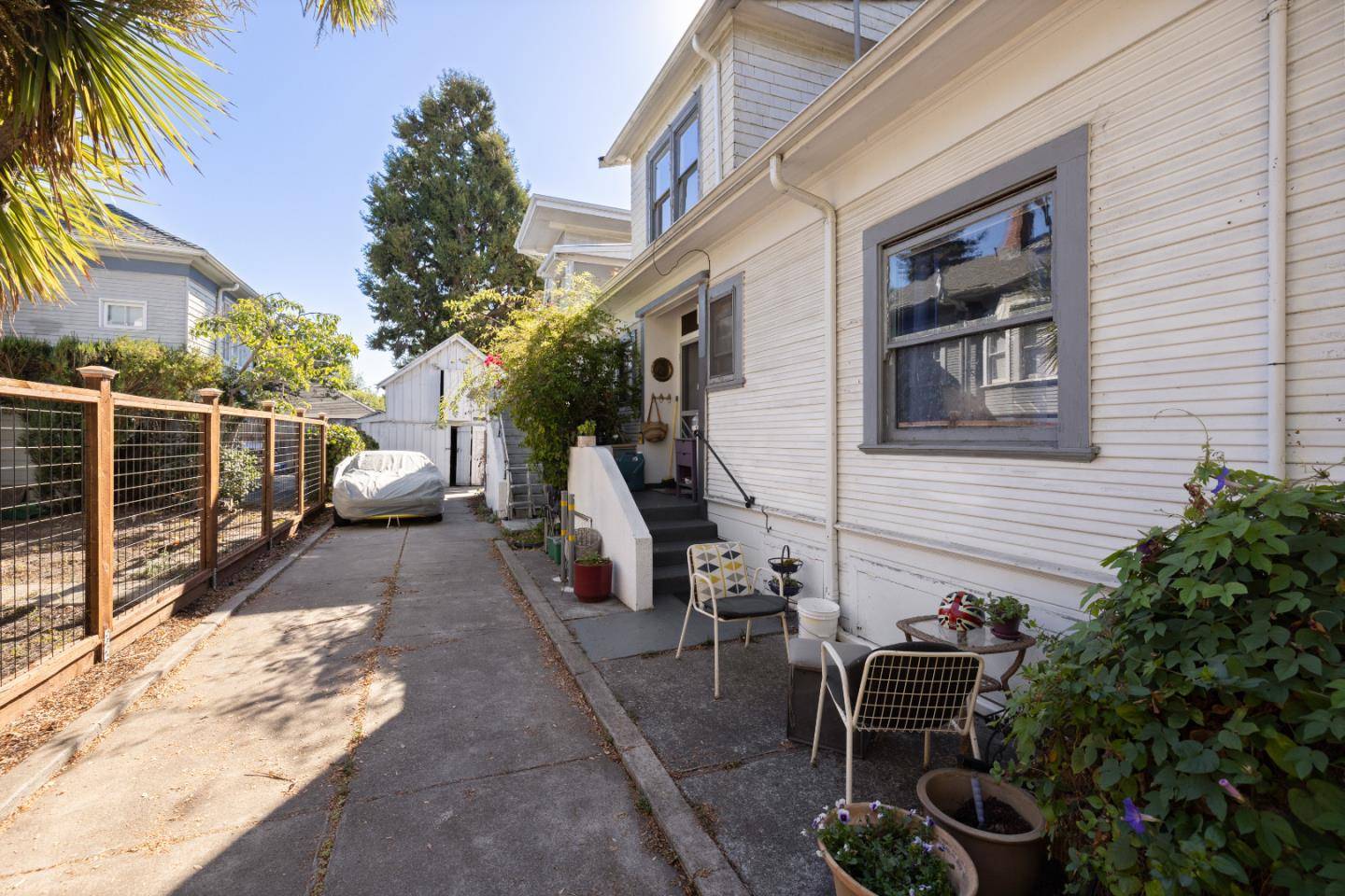 Oakland, CA 94609,425 63rd Street