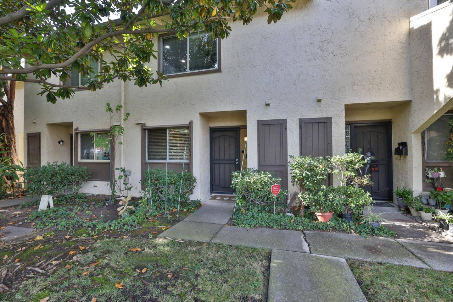 Milpitas, CA 95035,1909 Landess Avenue