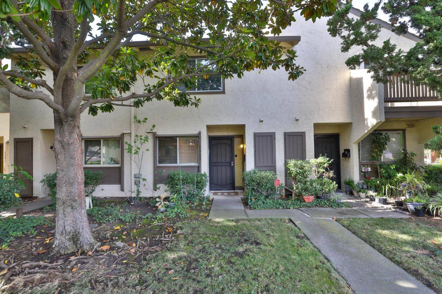 Milpitas, CA 95035,1909 Landess Avenue