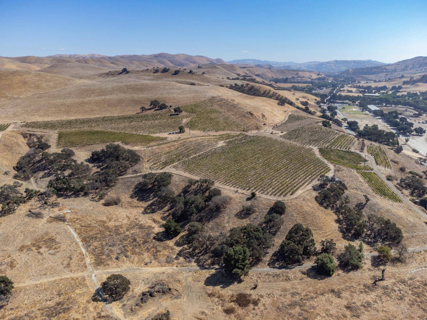 Tres Pinos, CA 95075,0 Airline Highway