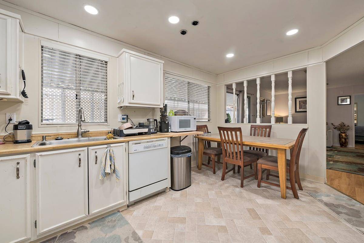 Morgan Hill, CA 95037,154 Walnut Drive #154