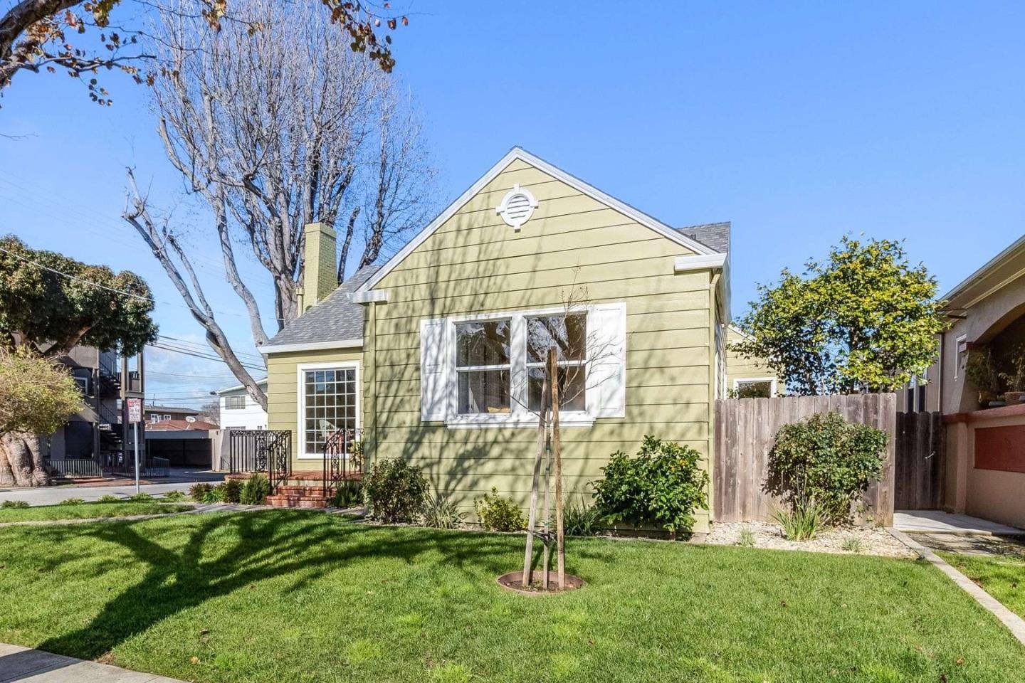 Burlingame, CA 94010,1315 Carmelita Avenue