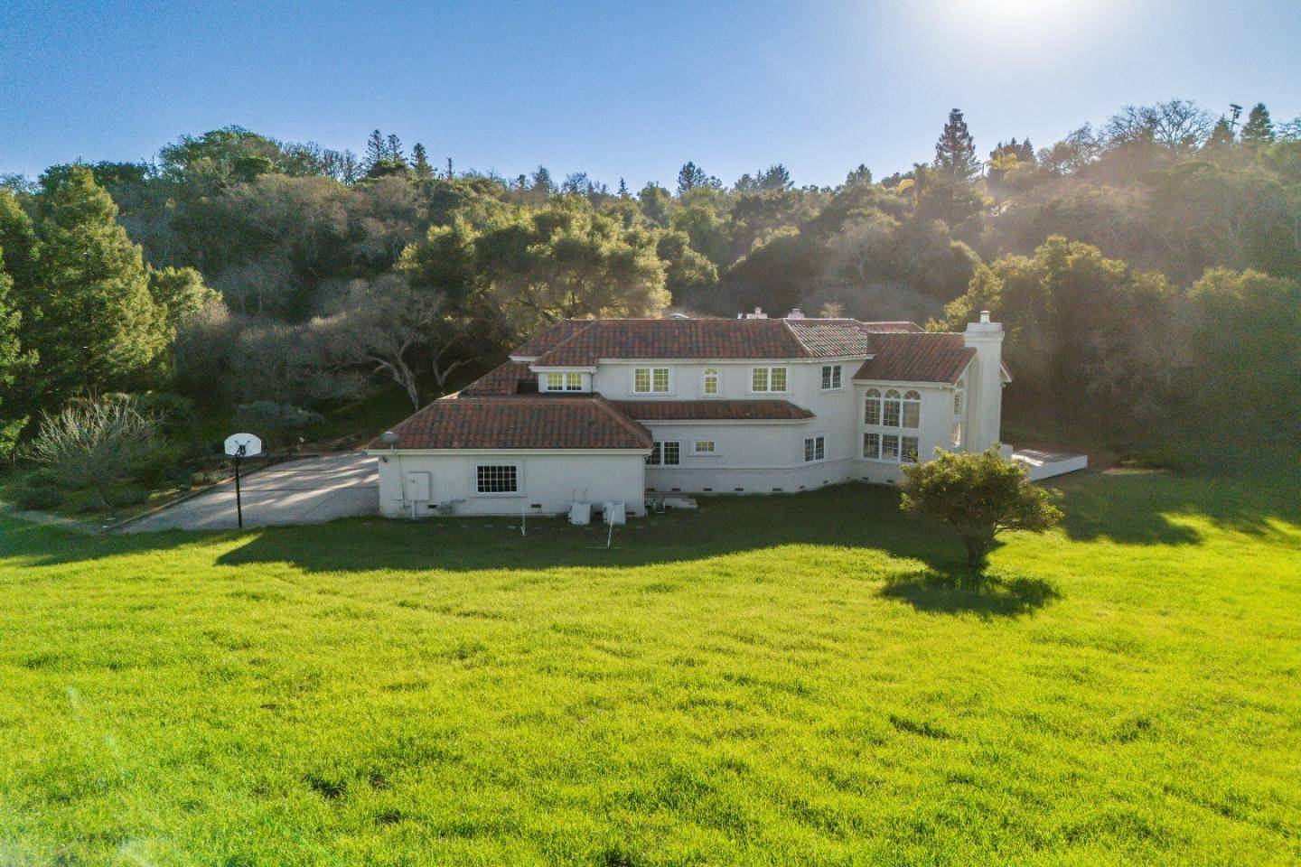 Los Altos Hills, CA 94022,13206 Wright Way