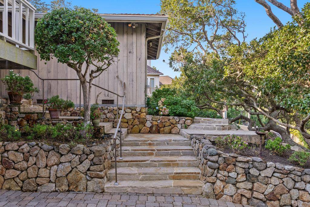 Carmel, CA 93923,176 Sonoma Lane