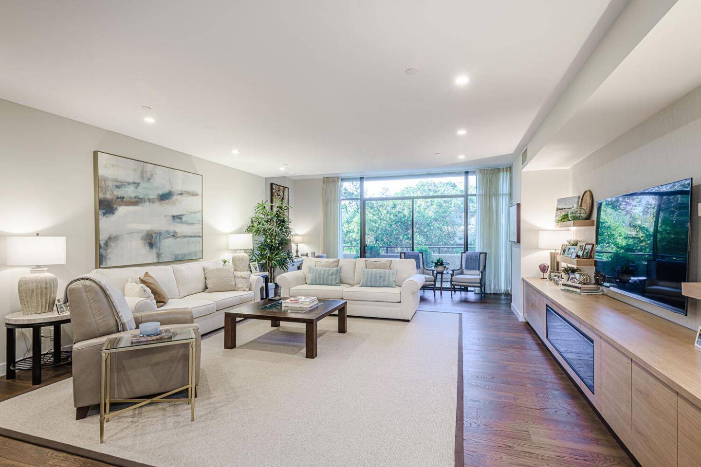 San Mateo, CA 94402,20 W 3rd Avenue #202