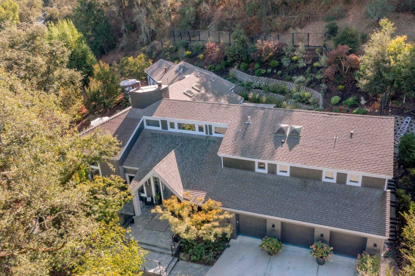 Portola Valley, CA 94028,5 Oak Forest Court