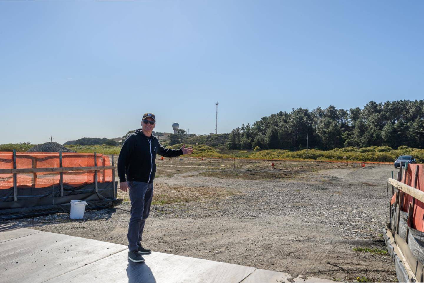 Moss Beach, CA 94038,382 Airport Street