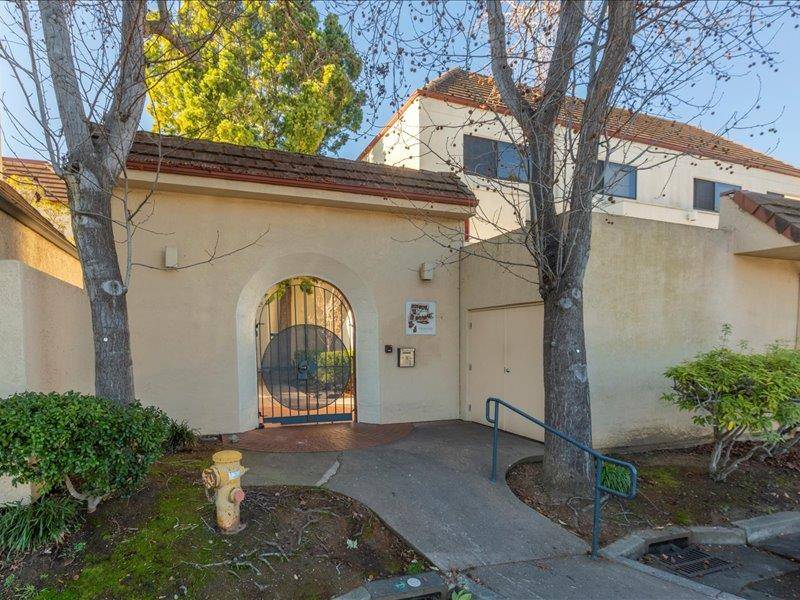 Palo Alto, CA 94306,161 California Avenue #K206