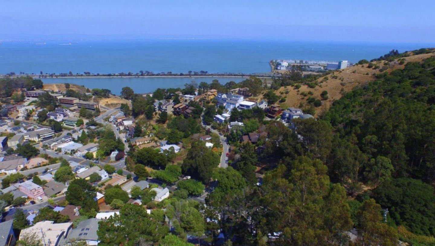 Brisbane, CA 94005,00 Beatrice