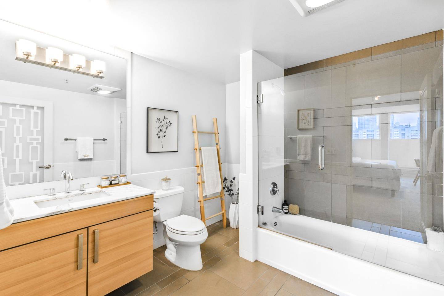 San Francisco, CA 94107,555 4th Street #527