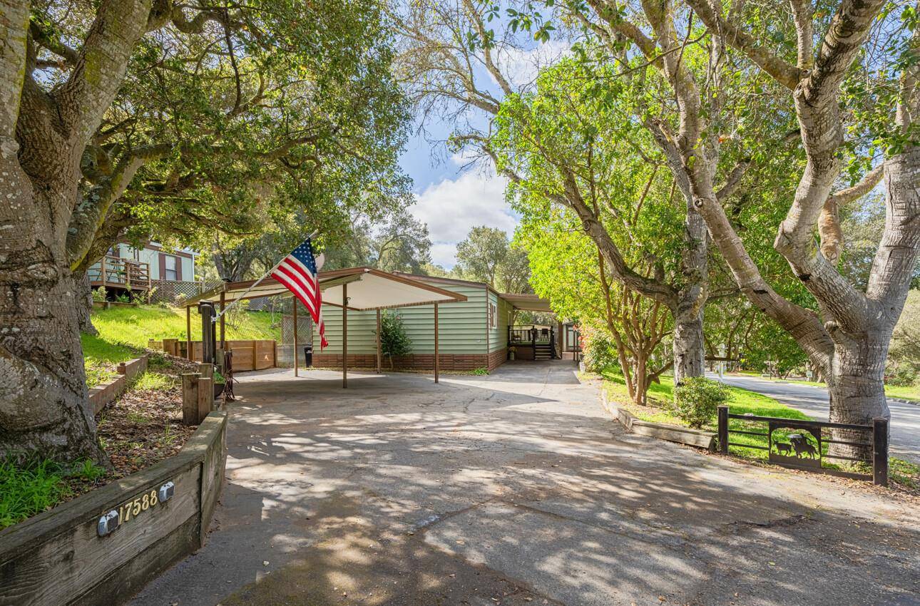 Salinas, CA 93907,17588 Pond Derosa Lane #8