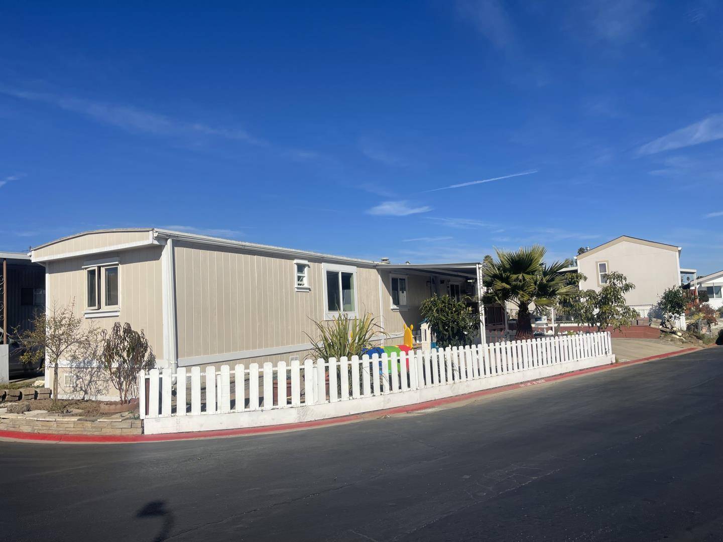 Salinas, CA 93906,255 E Bolivar Street #204