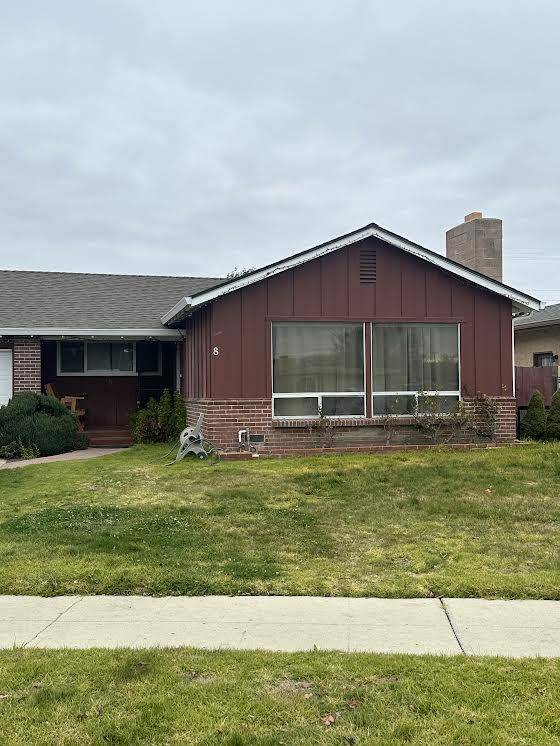 Salinas, CA 93906,8 Gardenia Circle