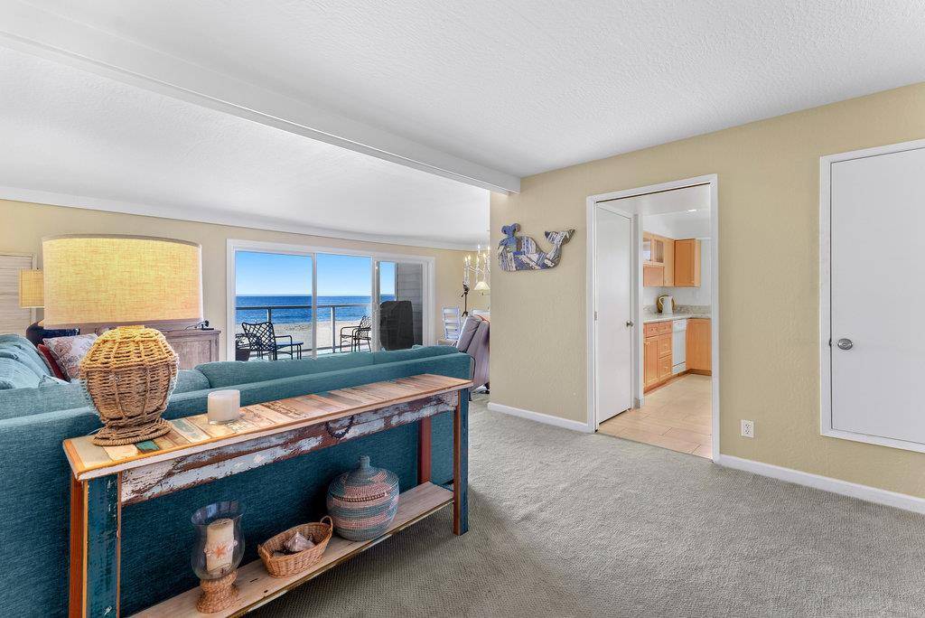 Santa Cruz, CA 95062,22130 E Cliff Drive #2D