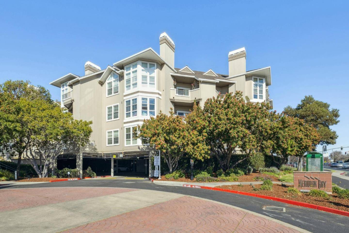 Foster City, CA 94404,880 Meridian Bay Lane #305