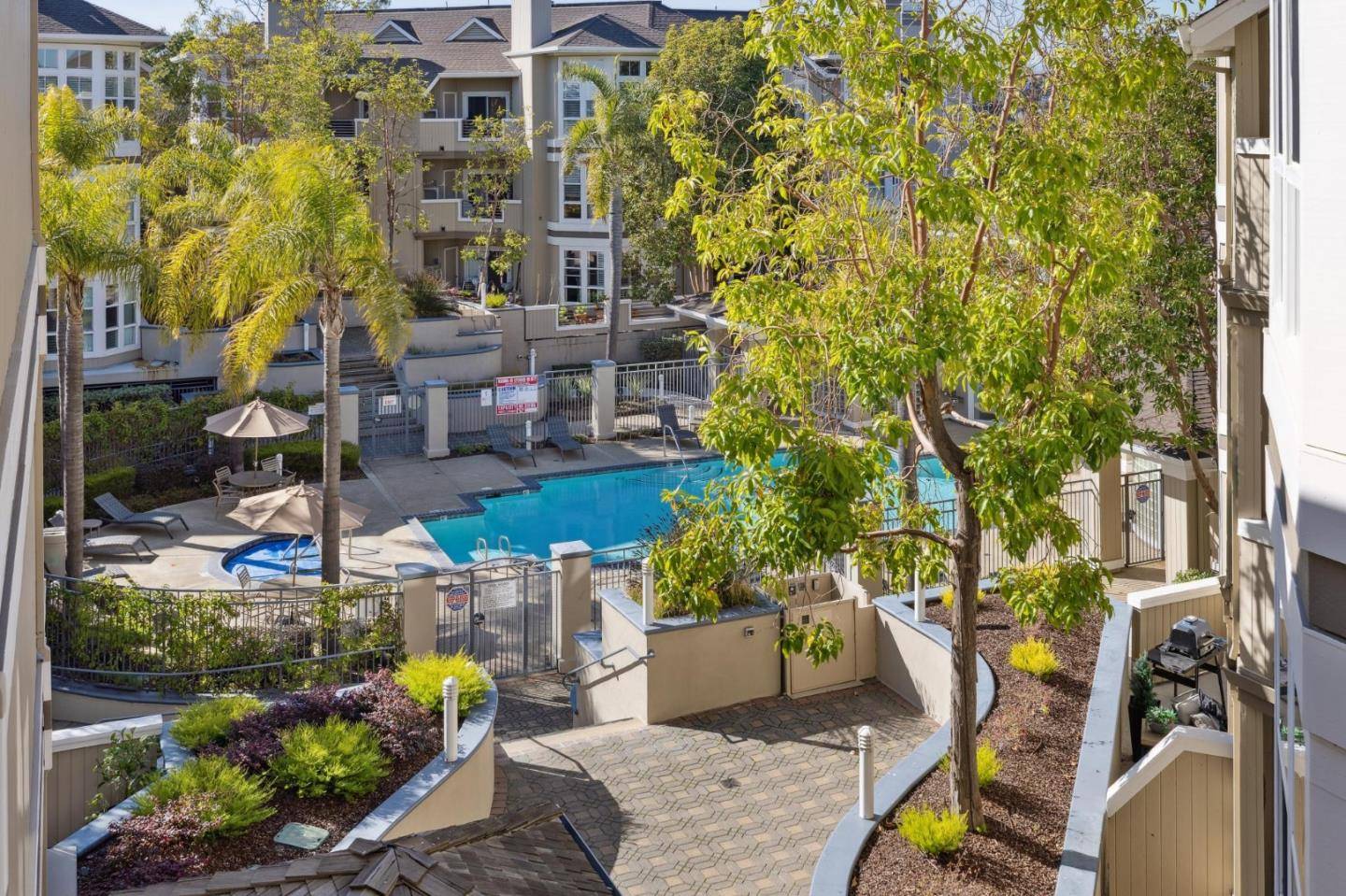 Foster City, CA 94404,880 Meridian Bay Lane #305