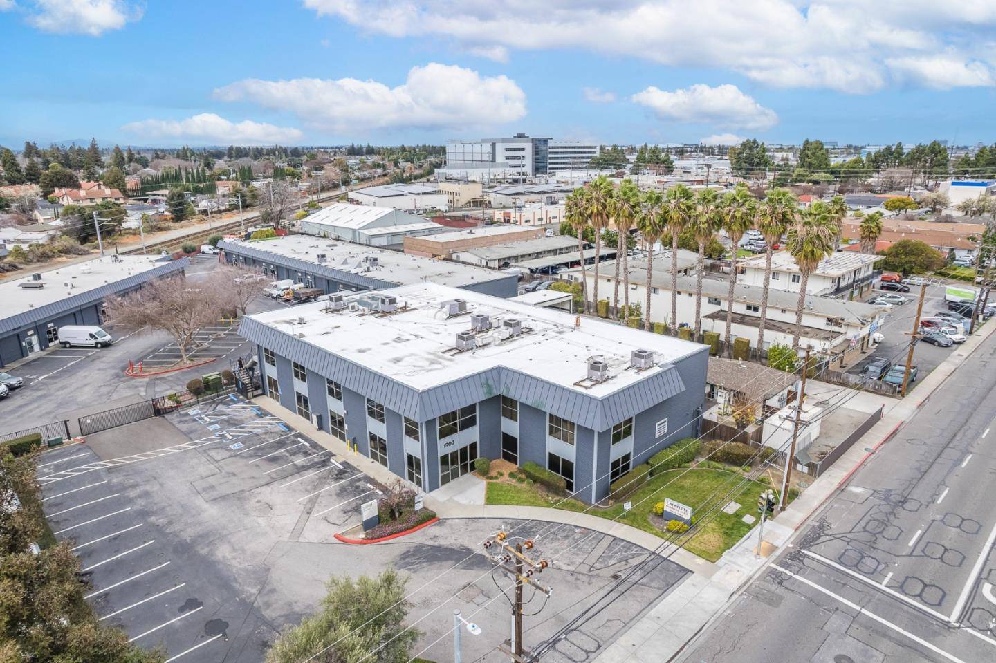Santa Clara, CA 95050,1900 Lafayette Street