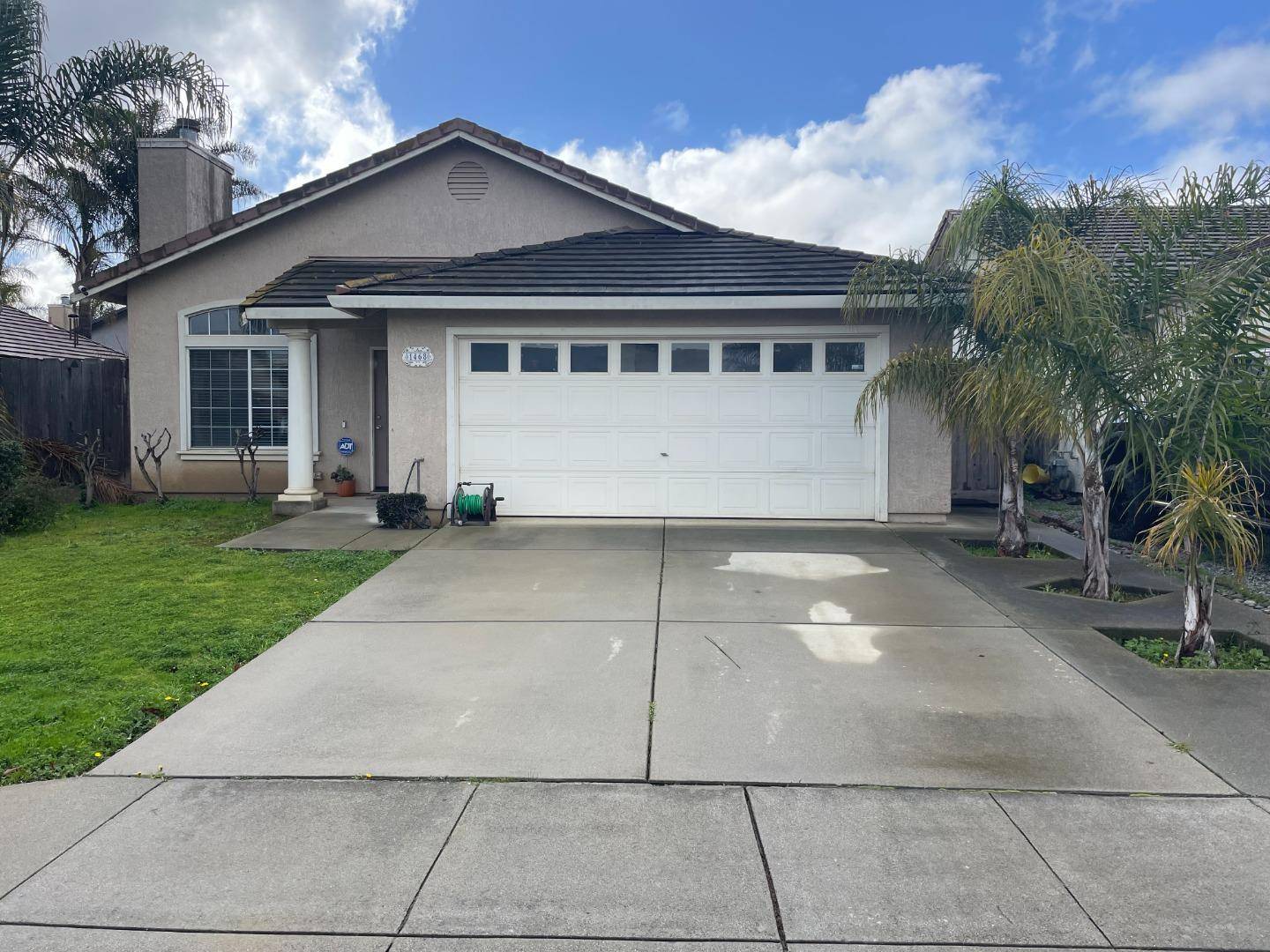 Salinas, CA 93905,1468 Mustang Court