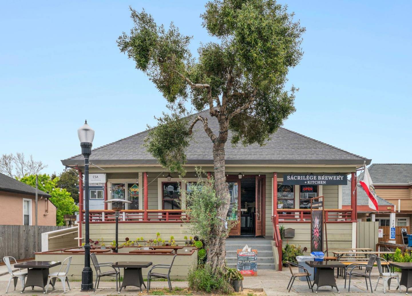 Half Moon Bay, CA 94019,730 Main Street