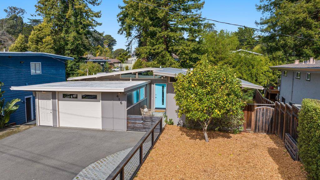 Aptos, CA 95003,416 Semple Avenue
