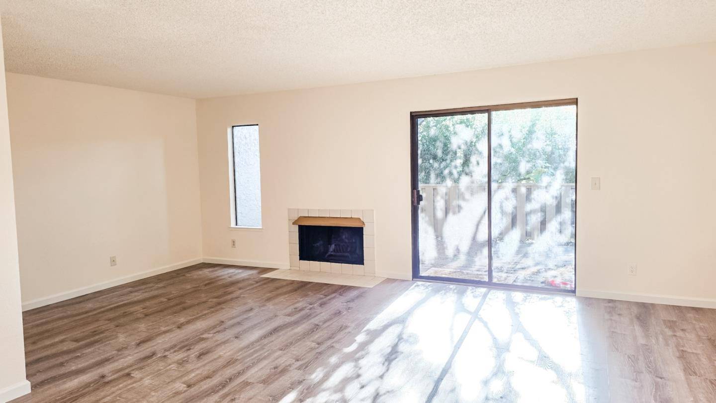 Monterey, CA 93940,65 Montsalas Drive