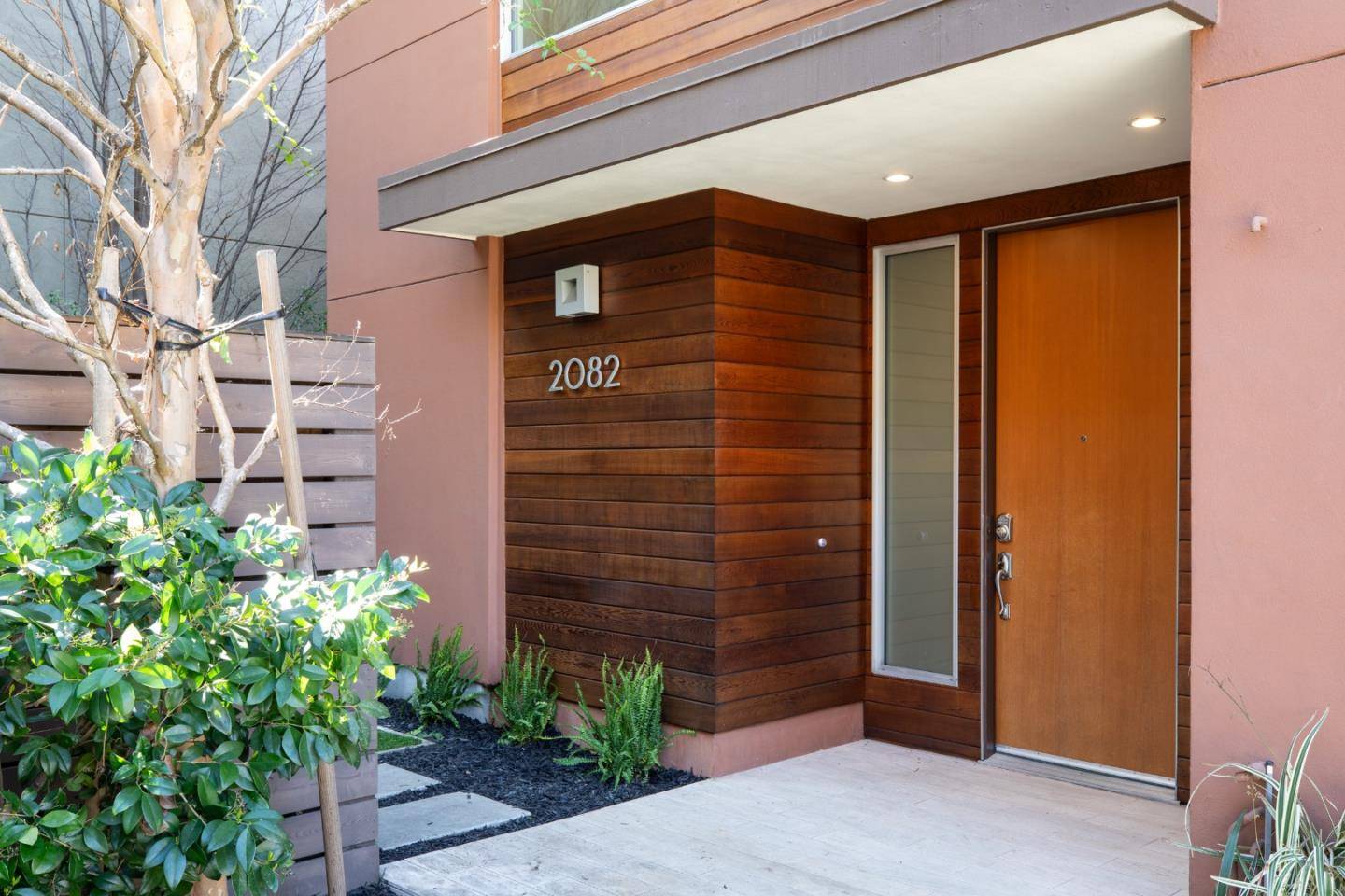 Palo Alto, CA 94303,2082 Channing Avenue
