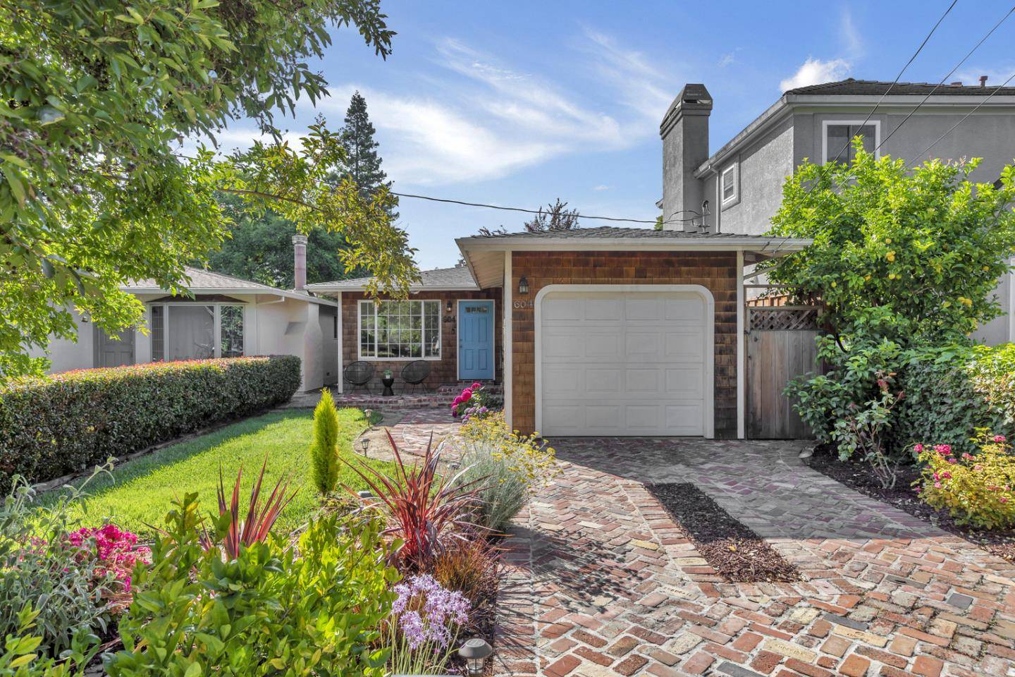 Menlo Park, CA 94025,604 9th Avenue