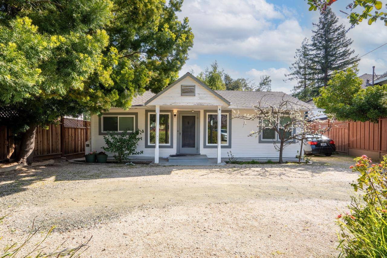 Los Altos, CA 94024,936 Lundy Lane #A