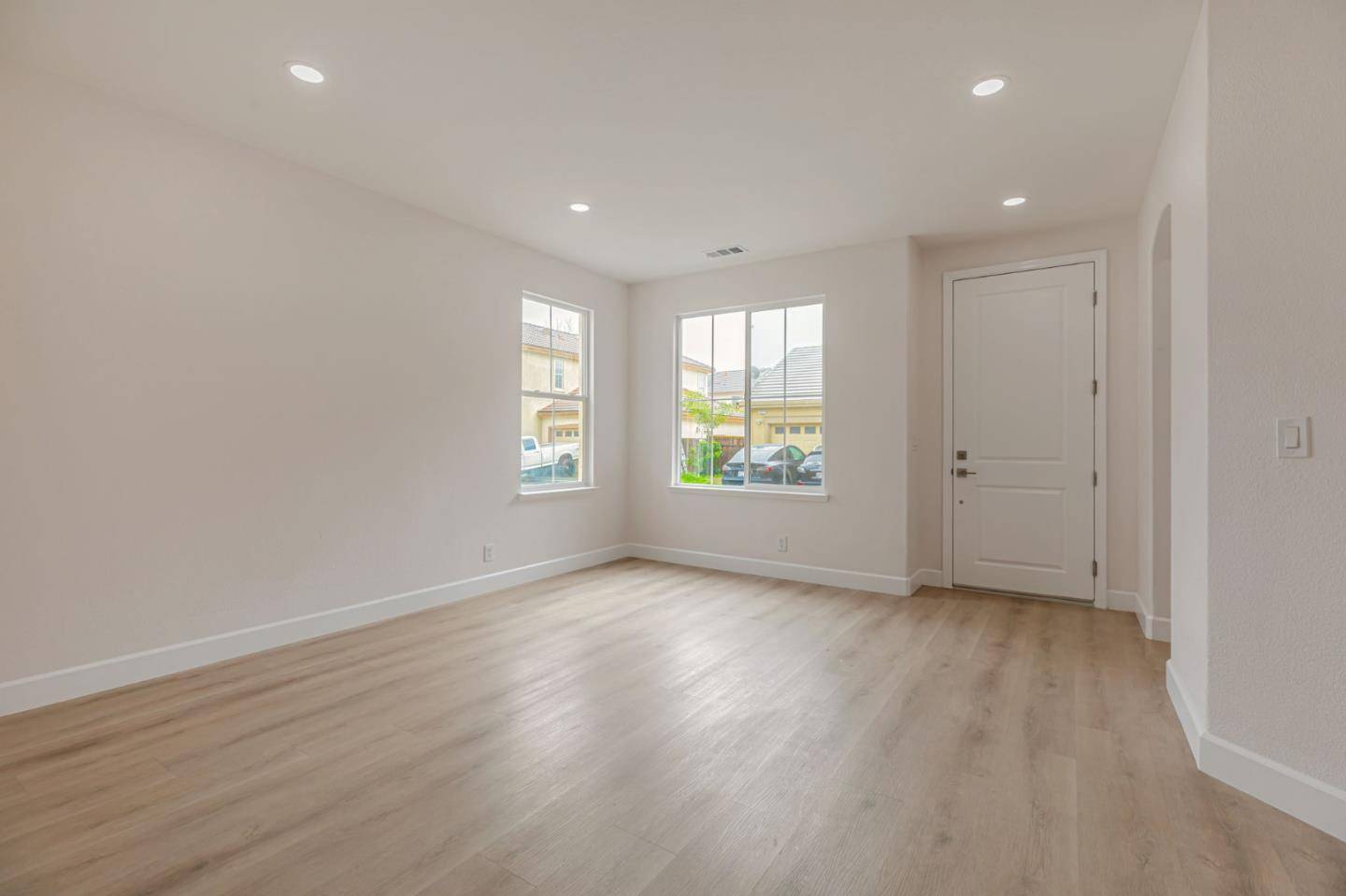 Gilroy, CA 95020,9135 Desiderio Way