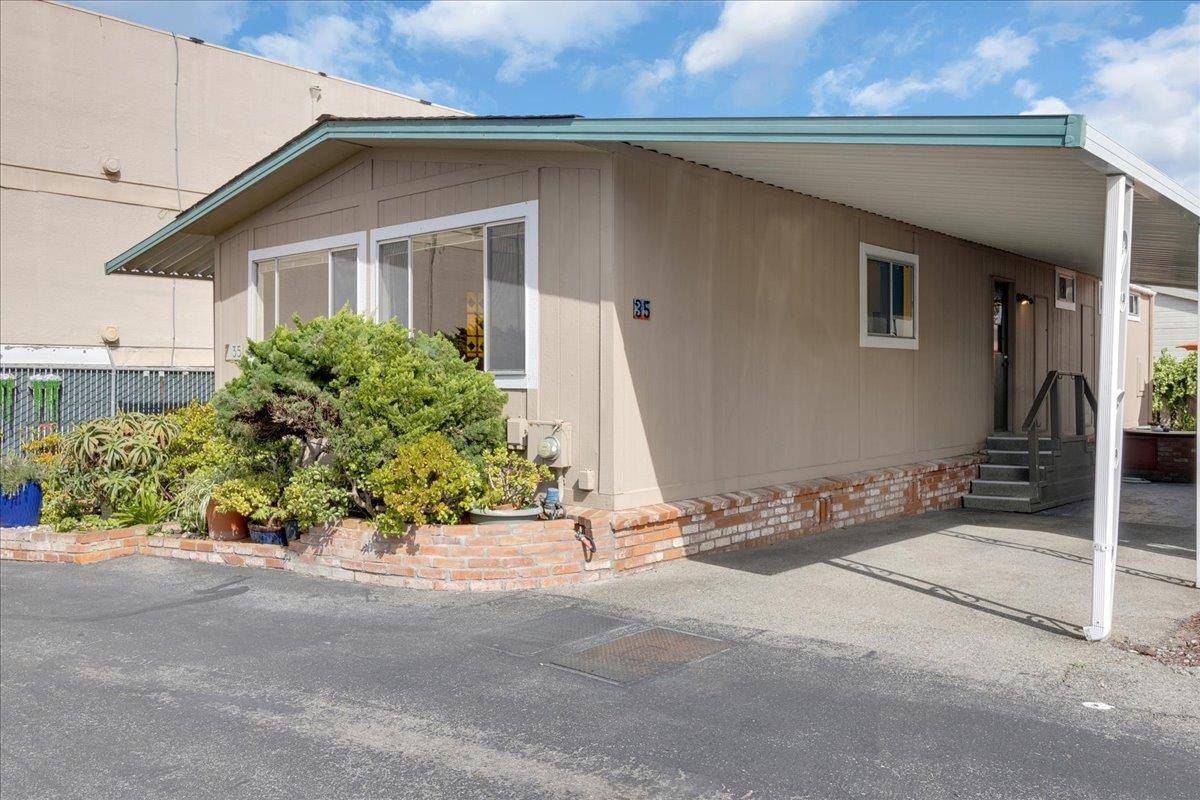 Pacific Grove, CA 93950,700 Briggs Avenue #35